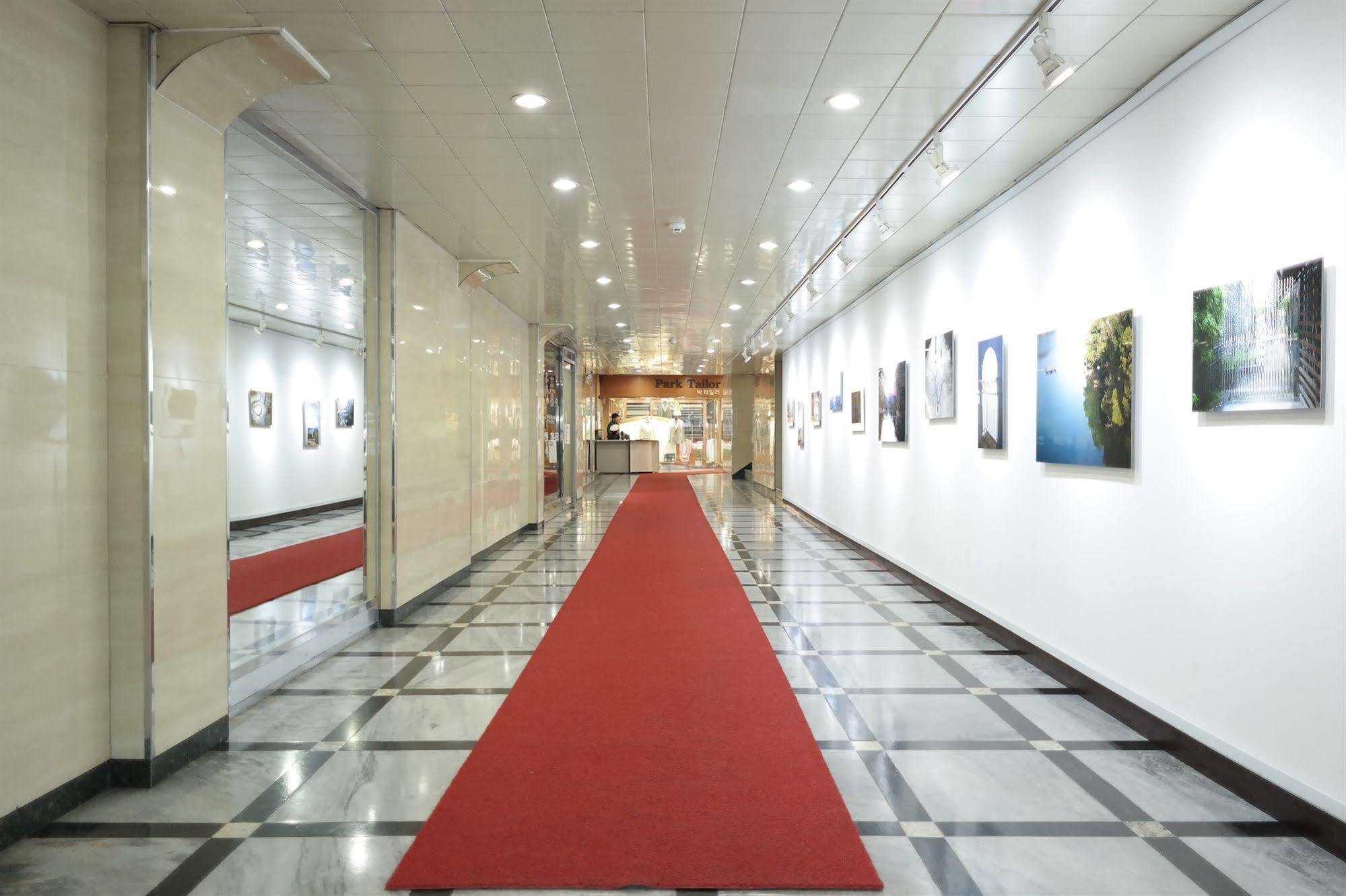 Storyhouse Myeongdong Hotel Сеул Екстериор снимка